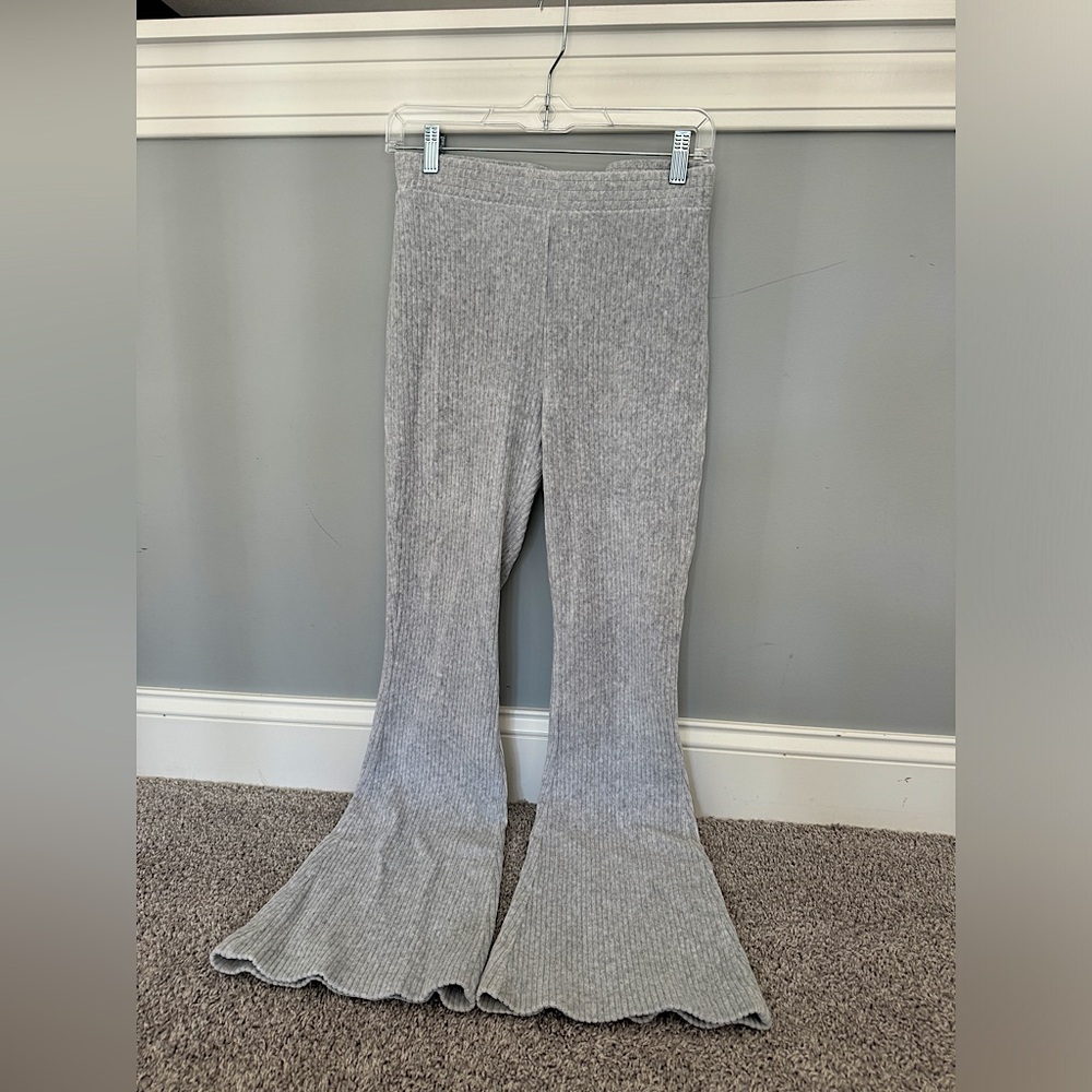 Aerie Ribbed Fleece Flared Leggings- Light Grey size M